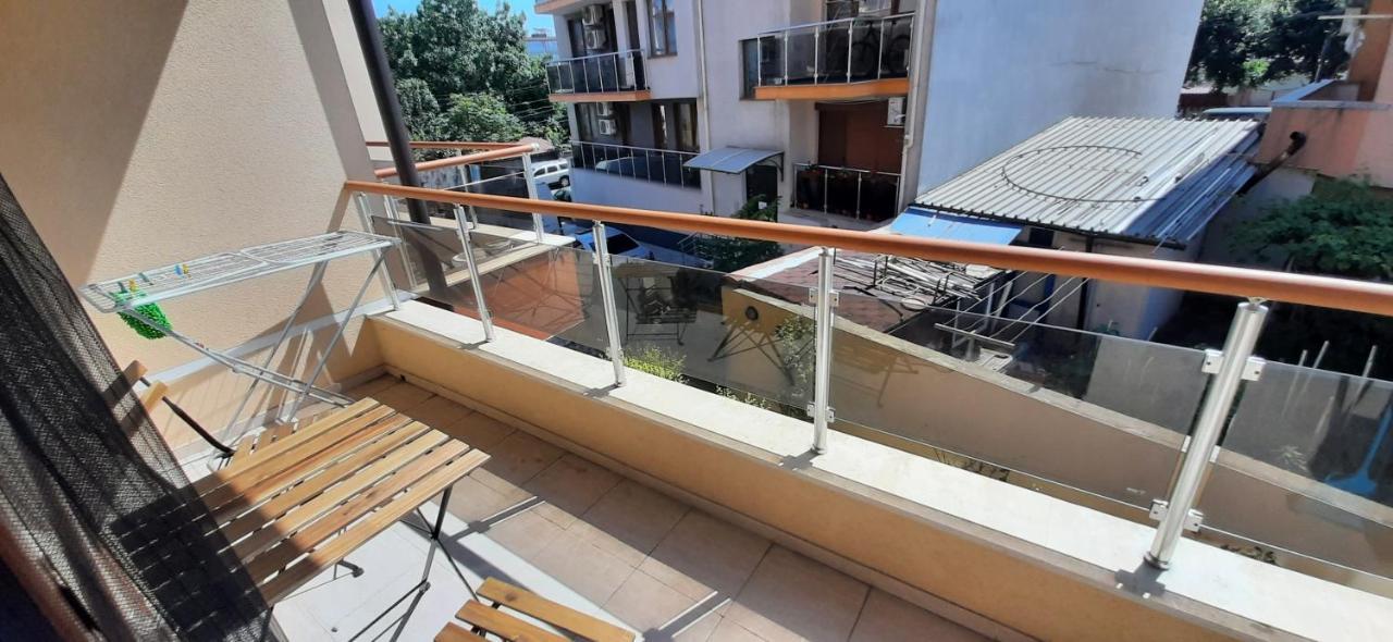 На Море В Сарафово Burgas Exteriör bild